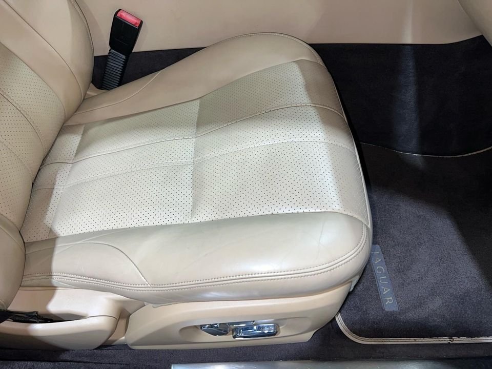 2012 Jaguar XJ
