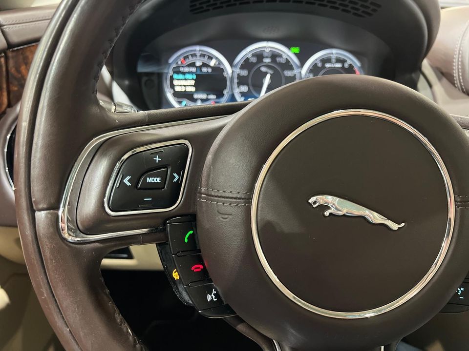 2012 Jaguar XJ