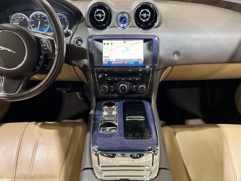 2012 Jaguar XJ