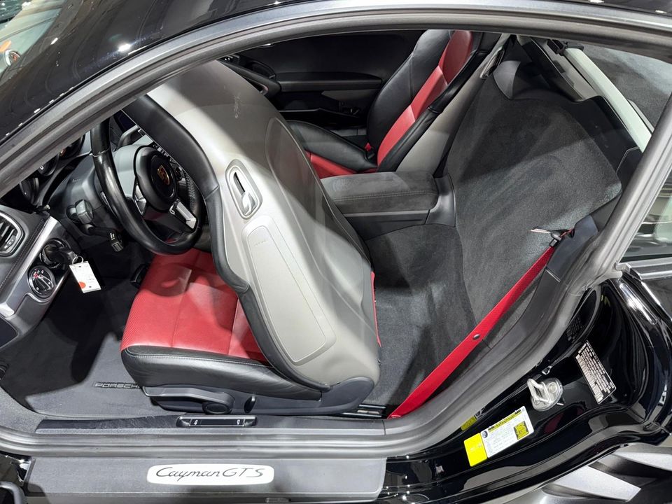 2018 Porsche 718 Cayman