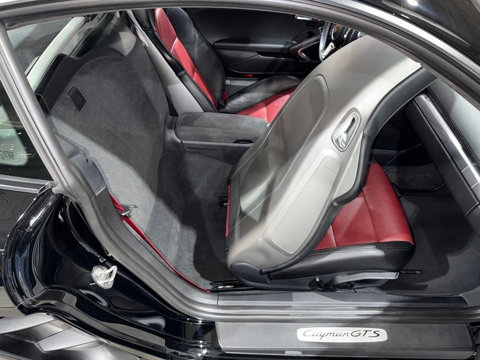 2018 Porsche 718 Cayman