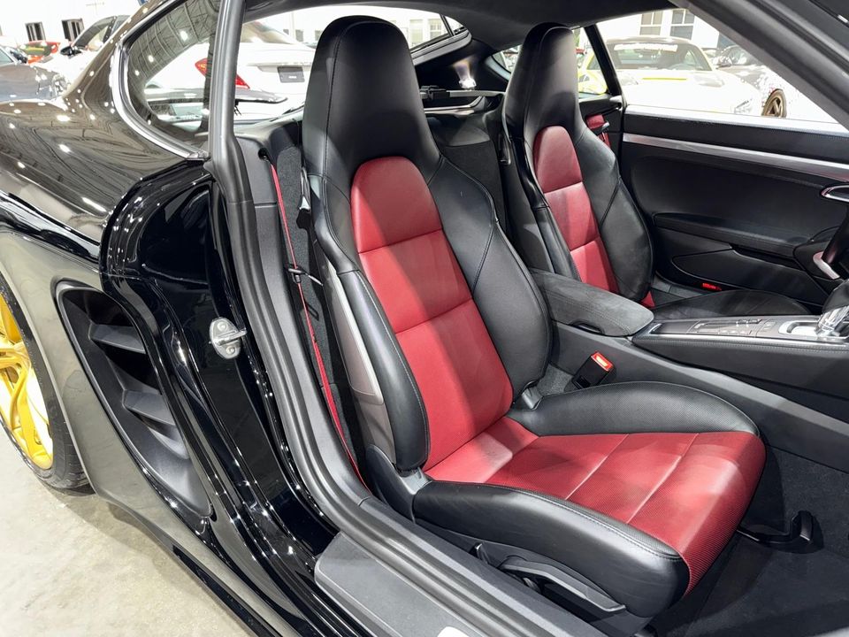 2018 Porsche 718 Cayman