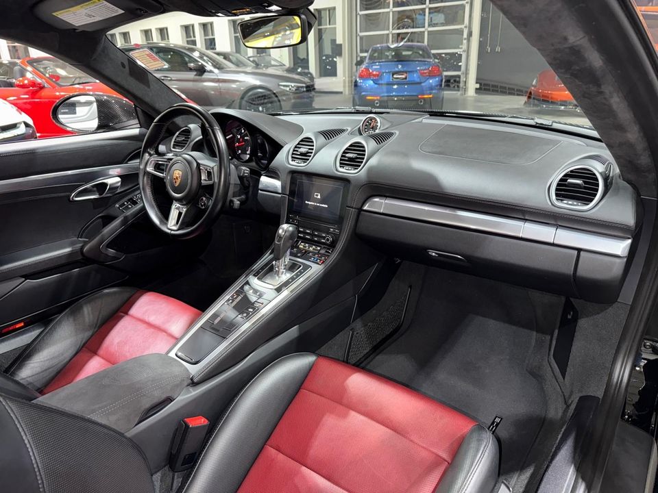2018 Porsche 718 Cayman
