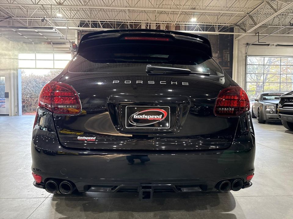 2014 Porsche Cayenne GTS