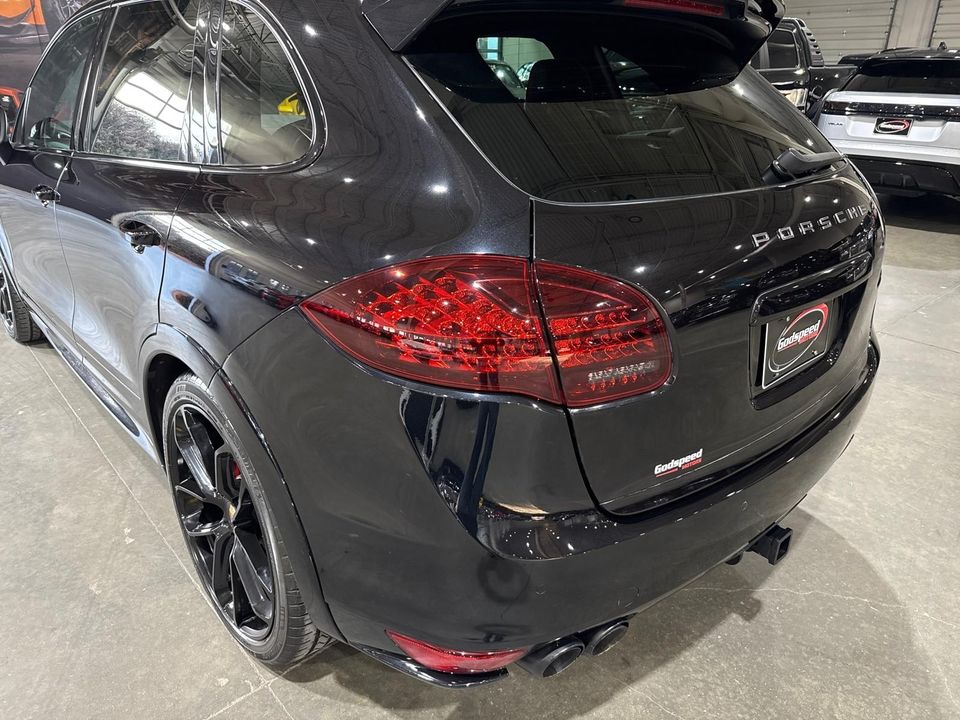 2014 Porsche Cayenne GTS