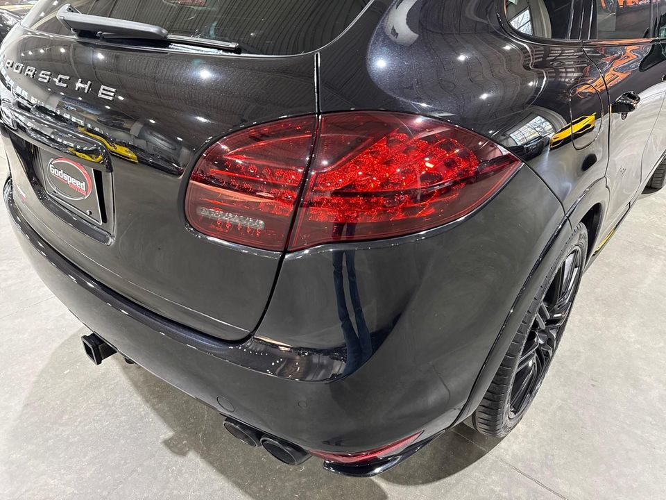 2014 Porsche Cayenne GTS