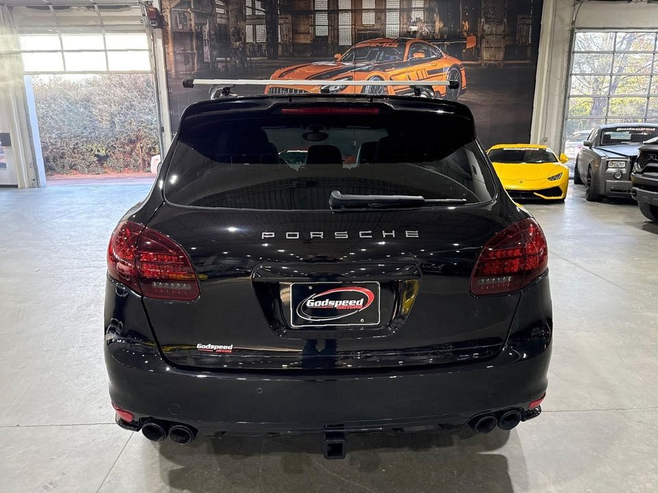 2014 Porsche Cayenne GTS