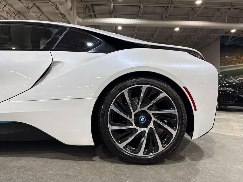 2015 BMW i8