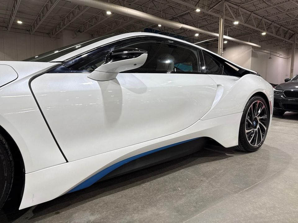 2015 BMW i8