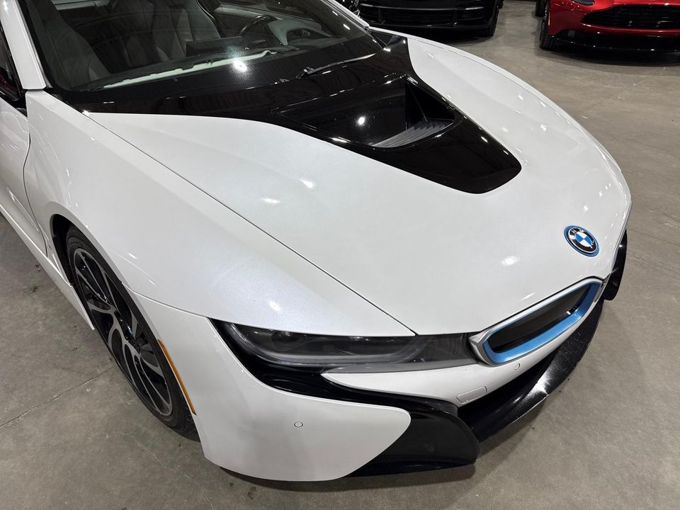 2015 BMW i8