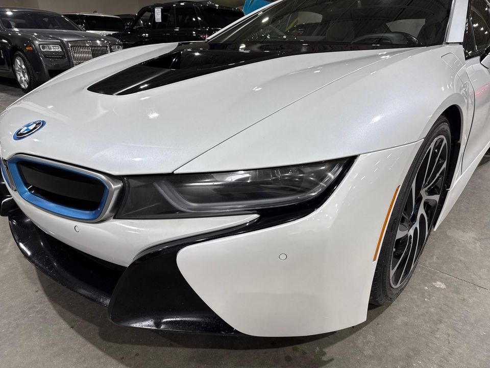 2015 BMW i8
