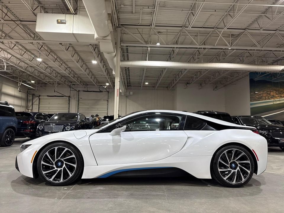 2015 BMW i8