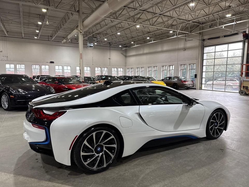 2015 BMW i8