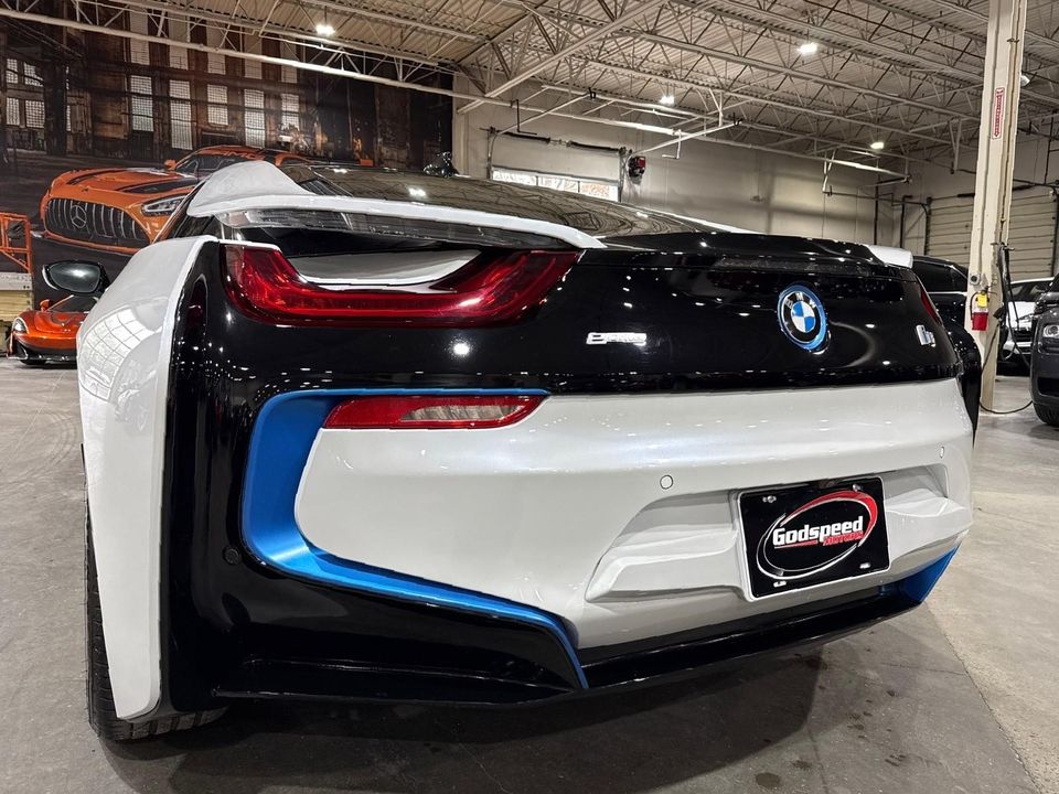 2015 BMW i8