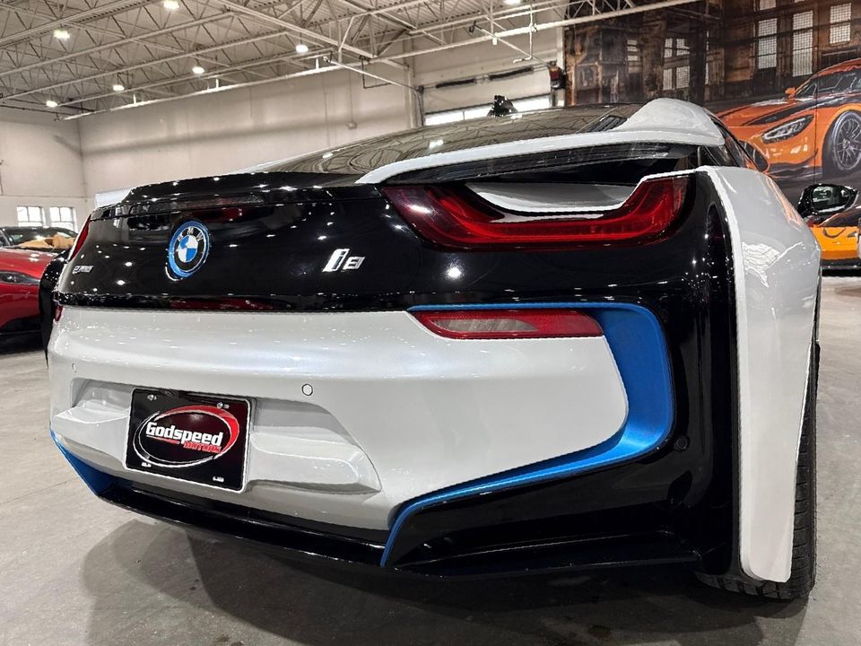 2015 BMW i8