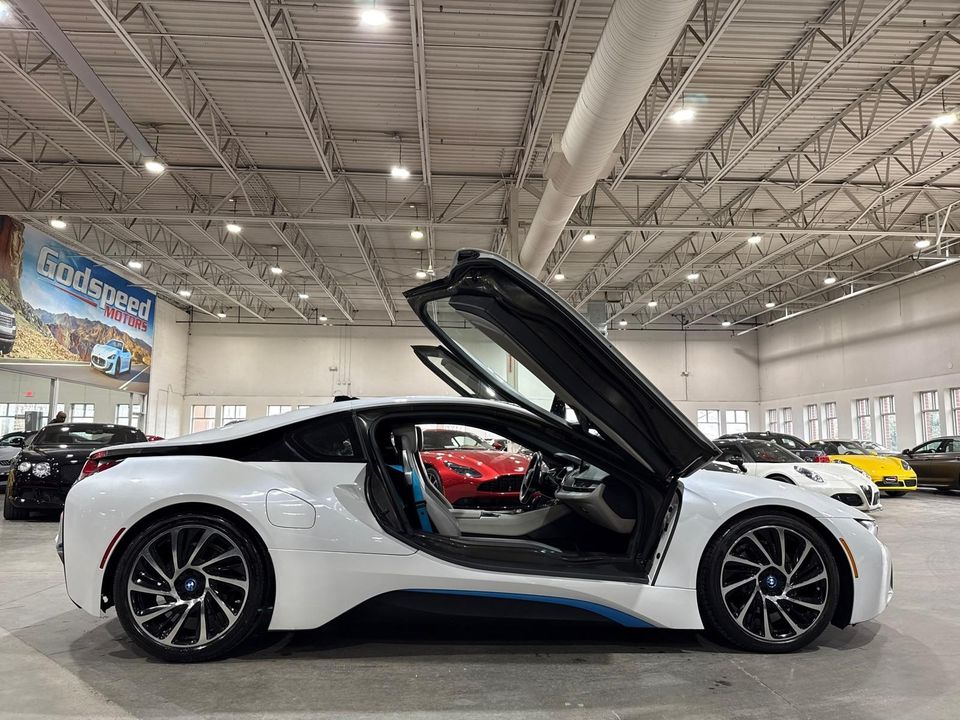 2015 BMW i8