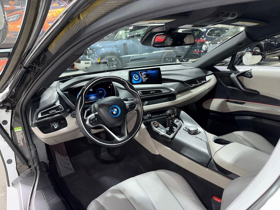 2015 BMW i8