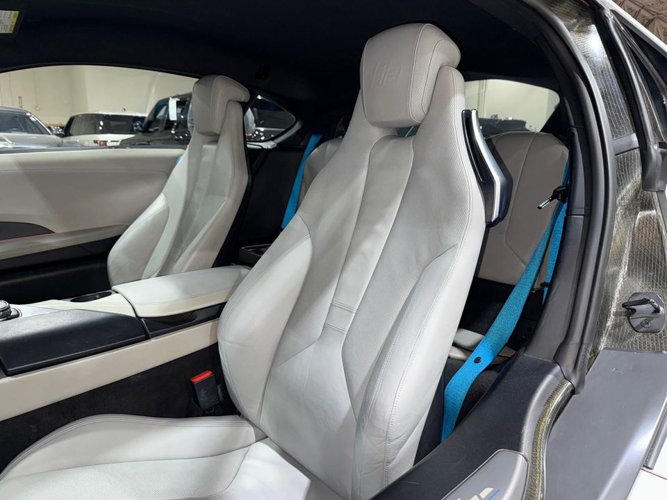 2015 BMW i8