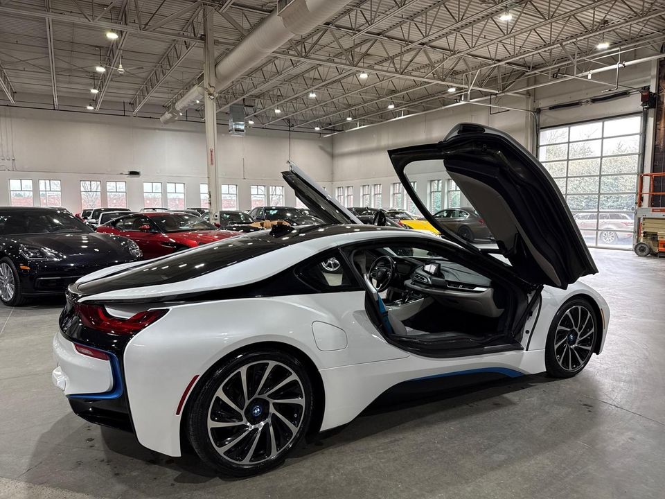 2015 BMW i8