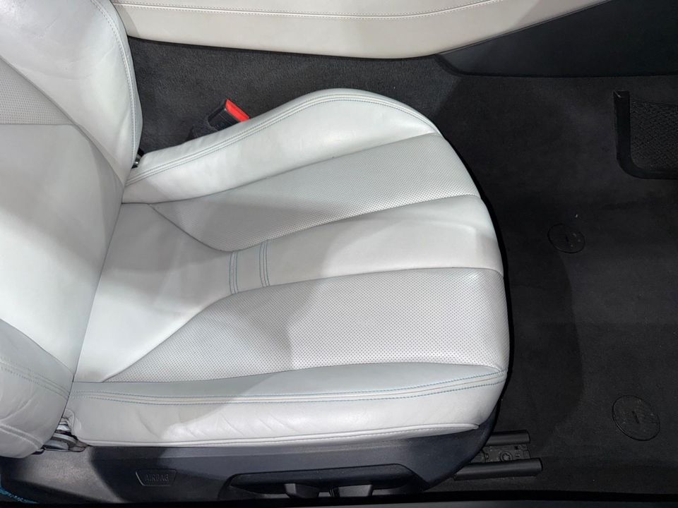 2015 BMW i8