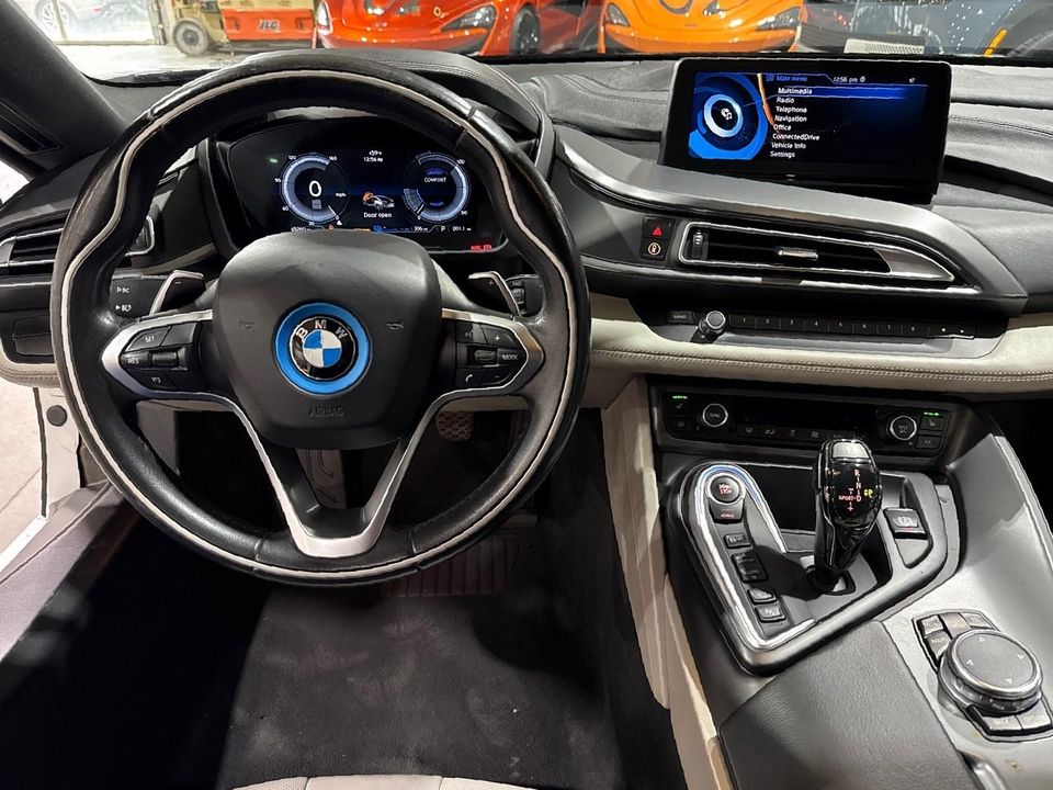2015 BMW i8