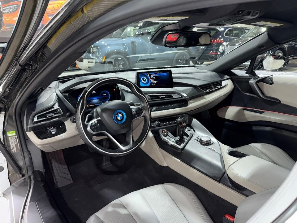 2015 BMW i8