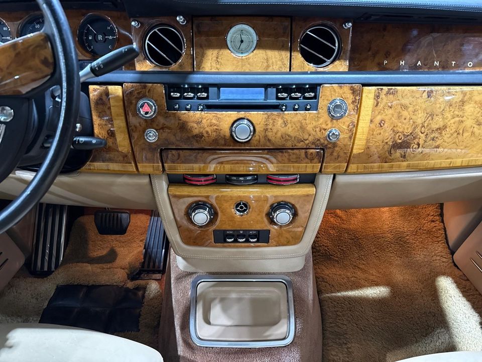 2005 Rolls-Royce Phantom