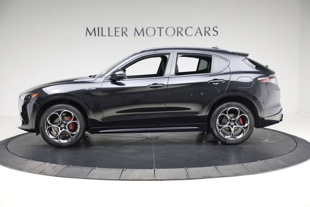 2025 Alfa Romeo Stelvio