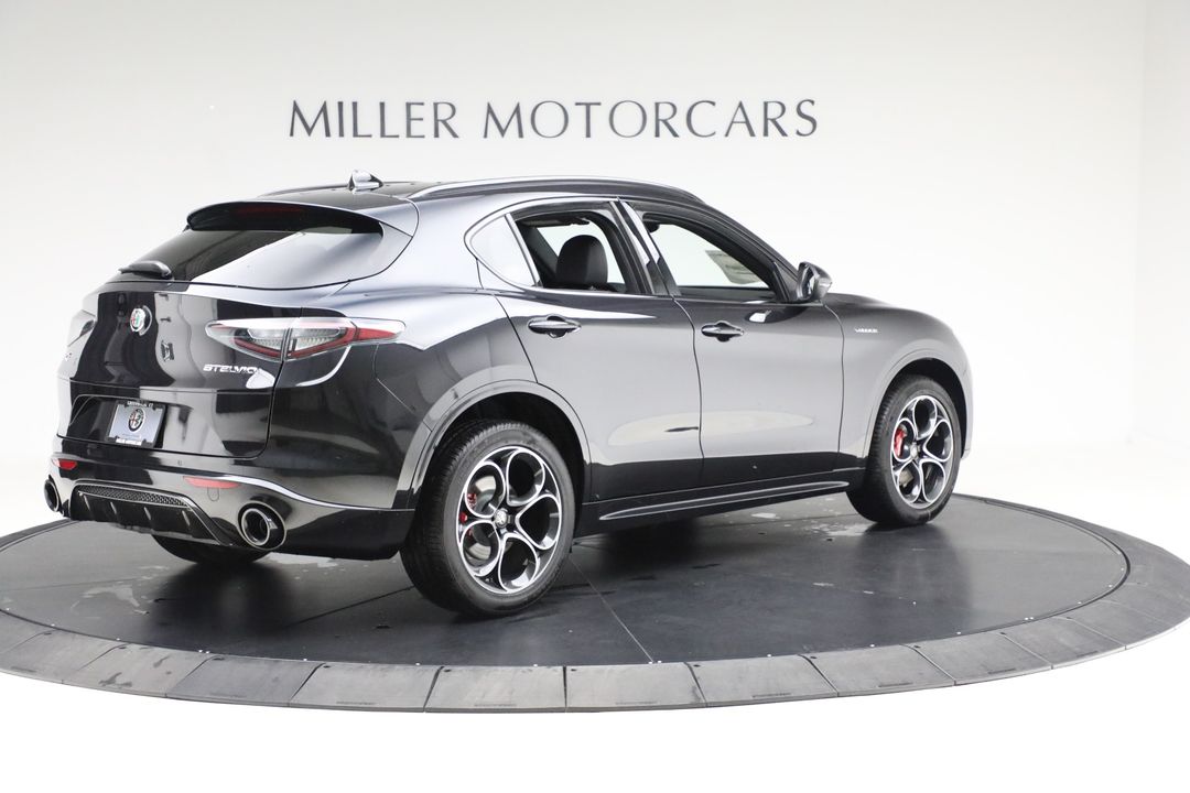 2025 Alfa Romeo Stelvio