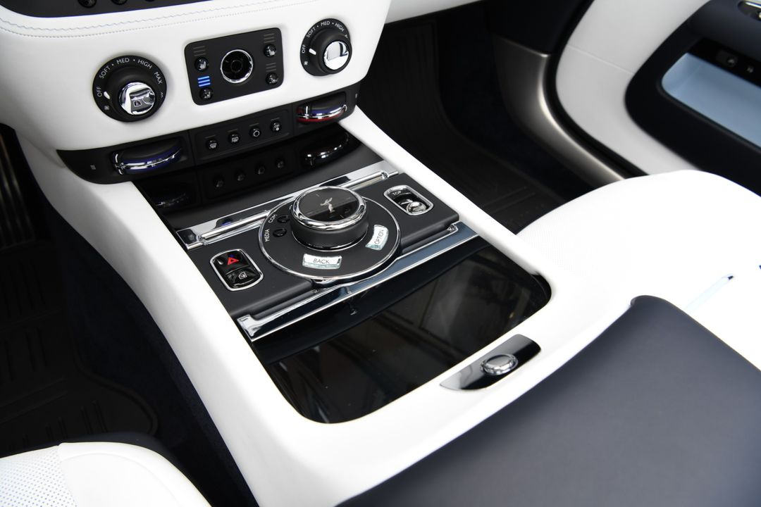 2020 Rolls-Royce Dawn