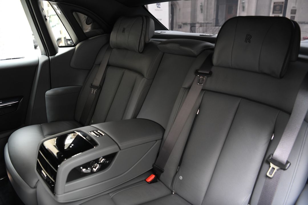 2022 Rolls-Royce Phantom