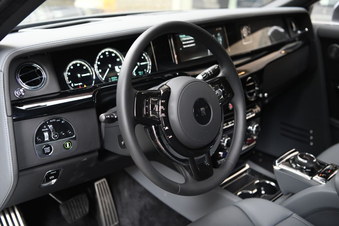 2022 Rolls-Royce Phantom