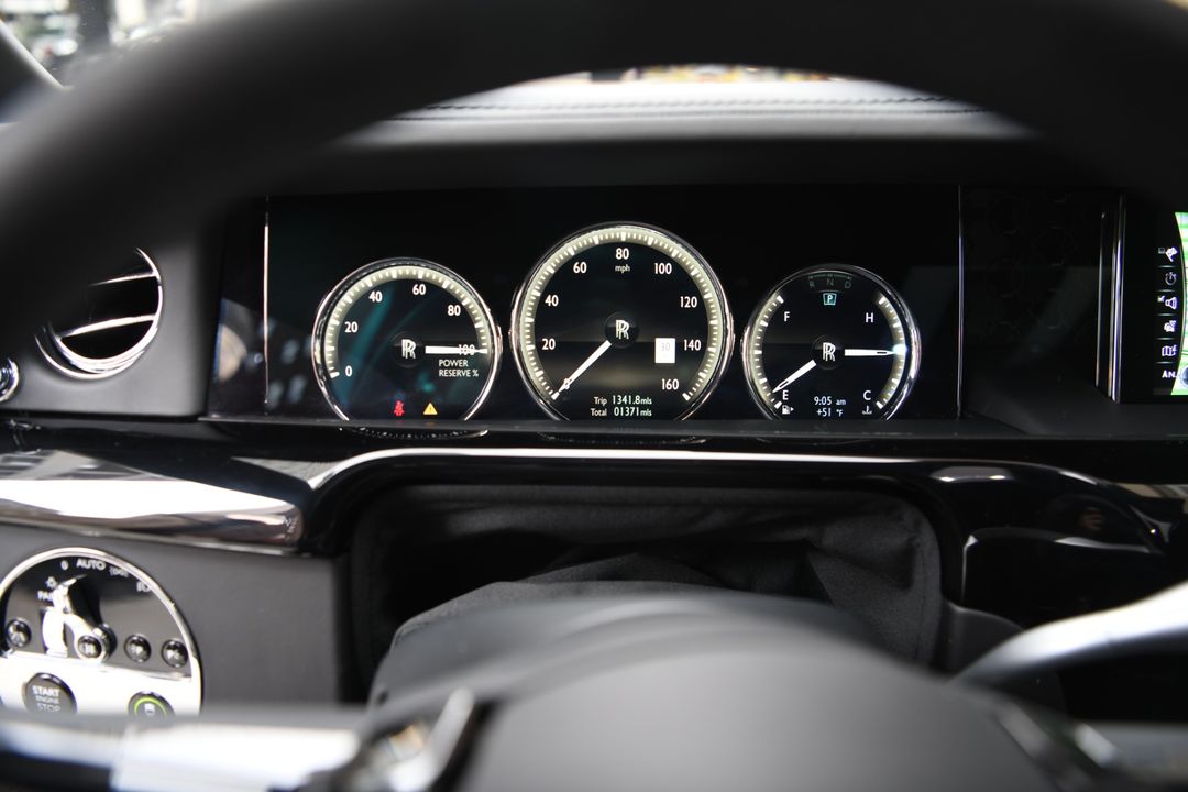 2022 Rolls-Royce Phantom