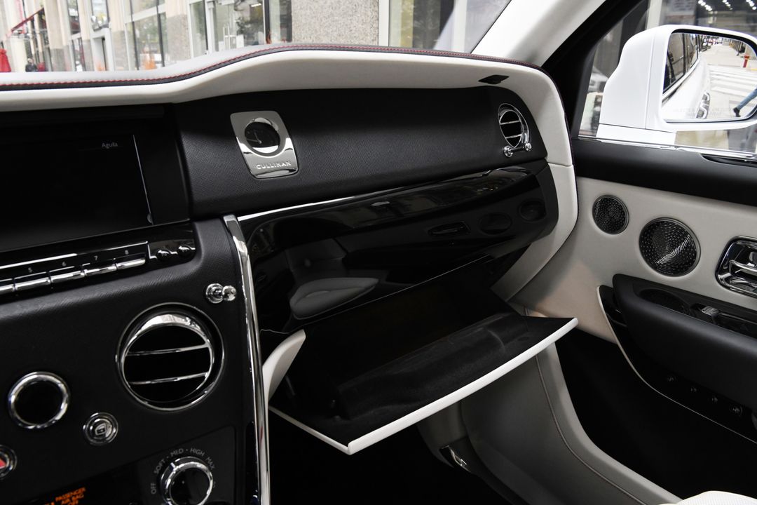 2023 Rolls-Royce Cullinan
