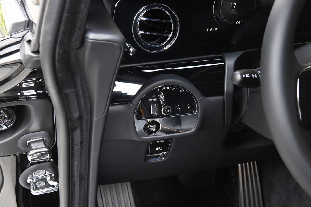 2024 Rolls-Royce Spectre