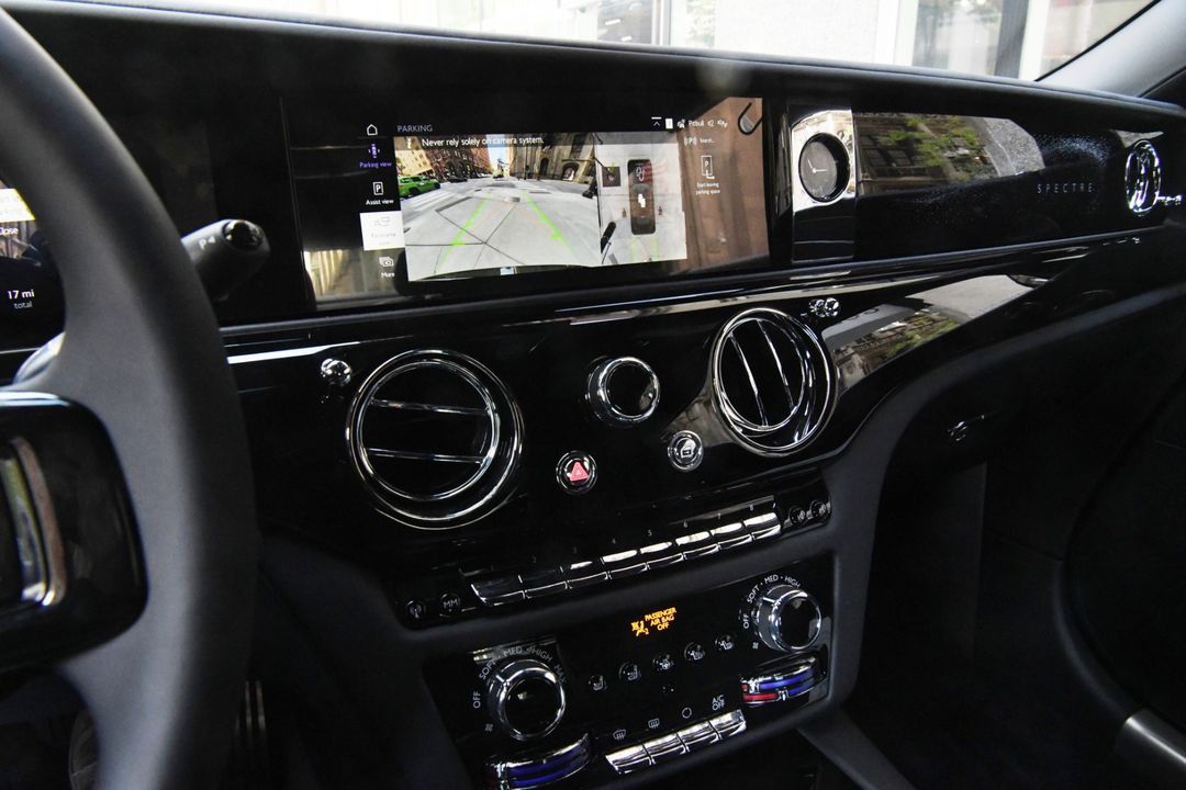 2024 Rolls-Royce Spectre