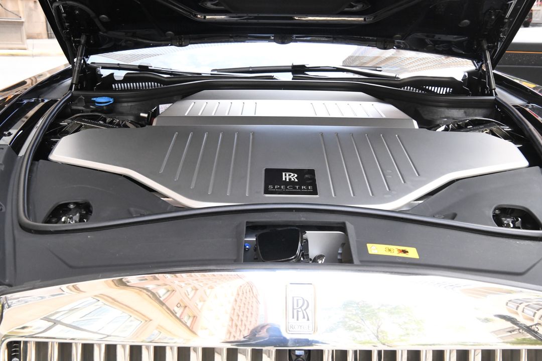2024 Rolls-Royce Spectre