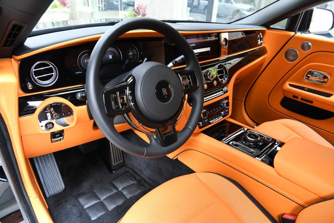 2024 Rolls-Royce Spectre