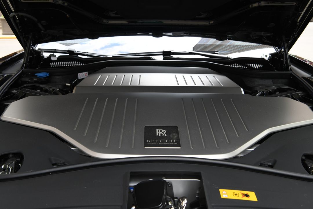 2024 Rolls-Royce Spectre