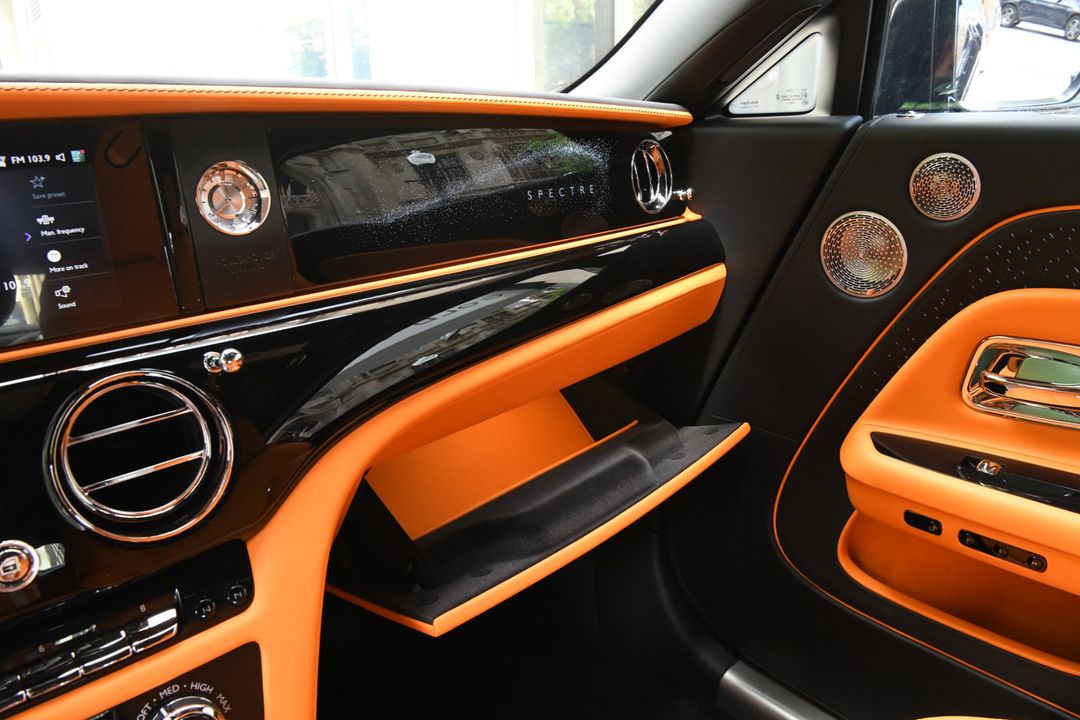 2024 Rolls-Royce Spectre