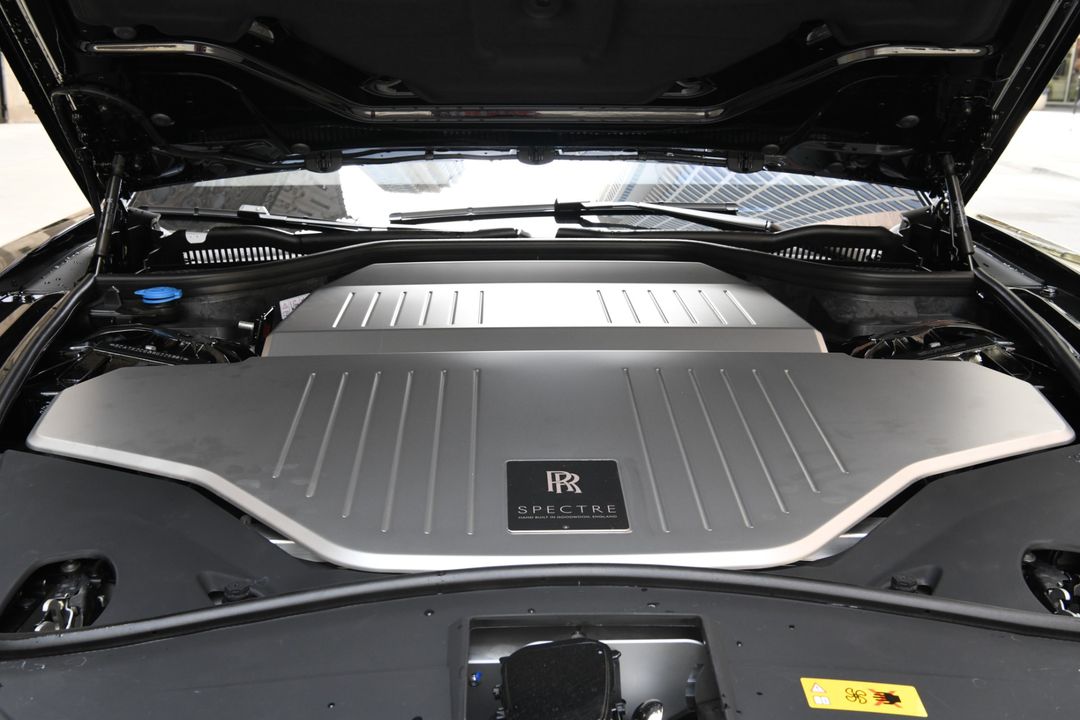 2024 Rolls-Royce Spectre
