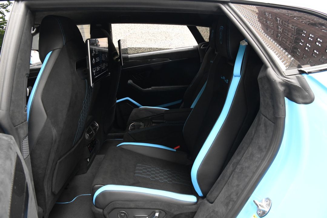2024 Lamborghini Urus