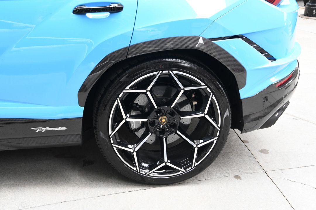2024 Lamborghini Urus