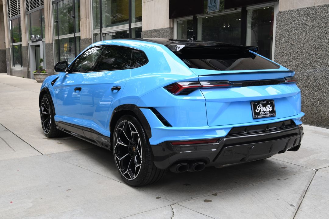 2024 Lamborghini Urus