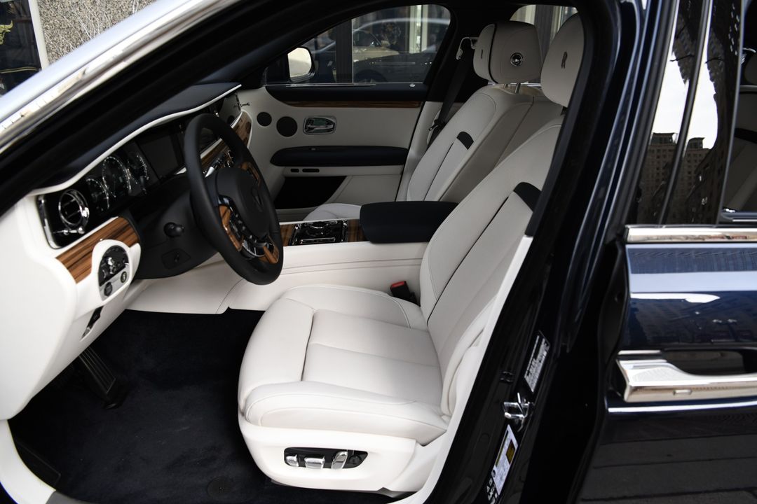 2024 Rolls-Royce Ghost