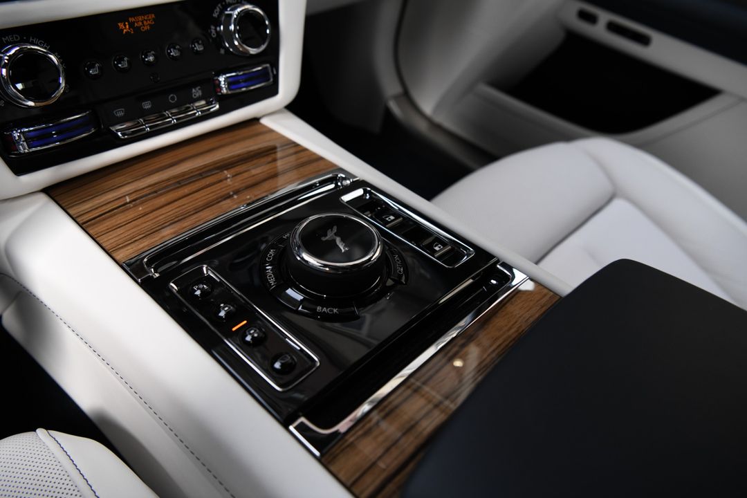 2024 Rolls-Royce Ghost