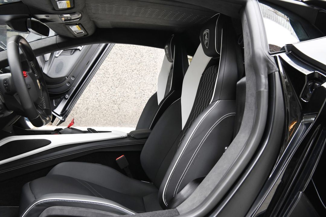 2024 Lamborghini Revuelto