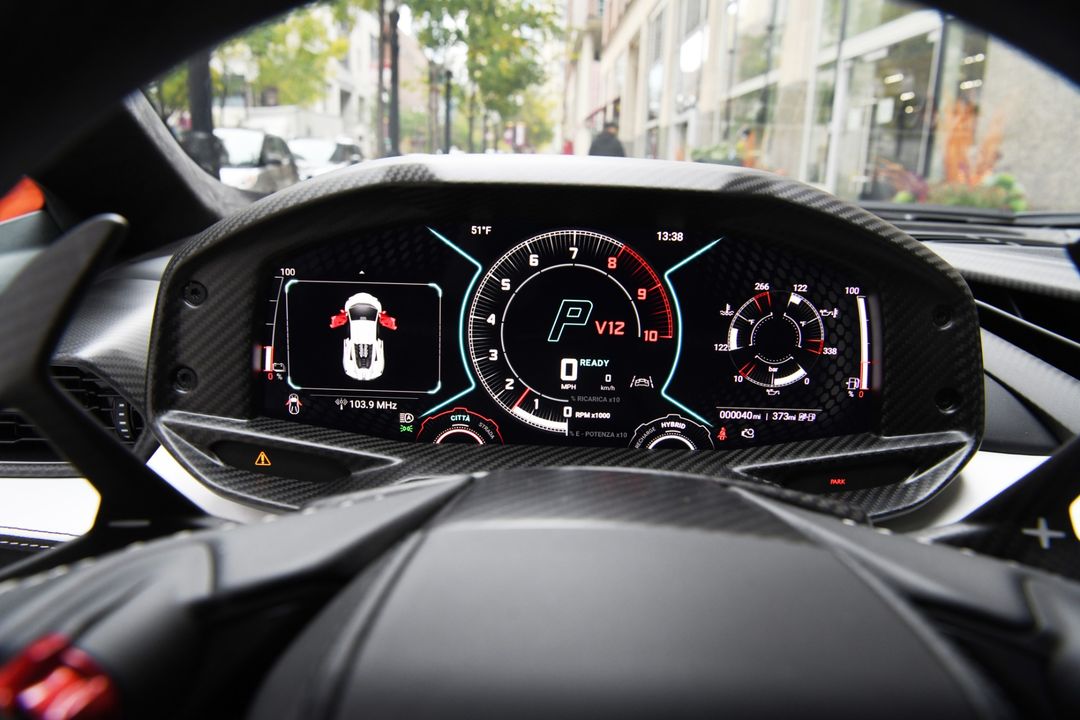 2024 Lamborghini Revuelto