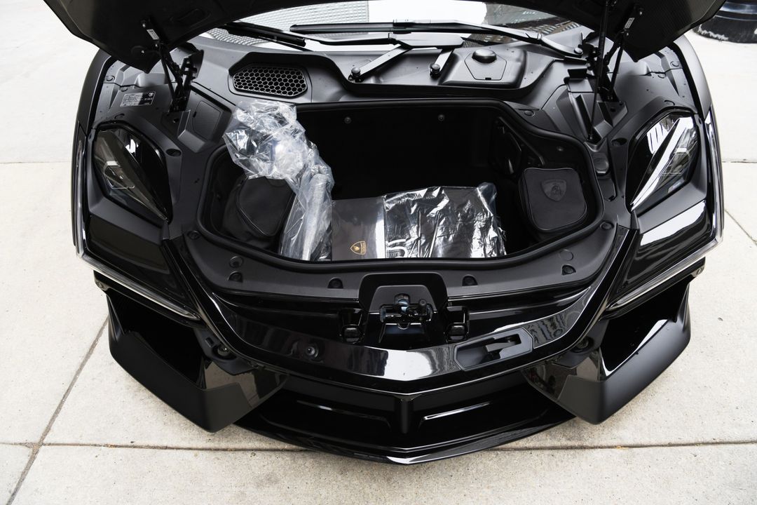2024 Lamborghini Revuelto