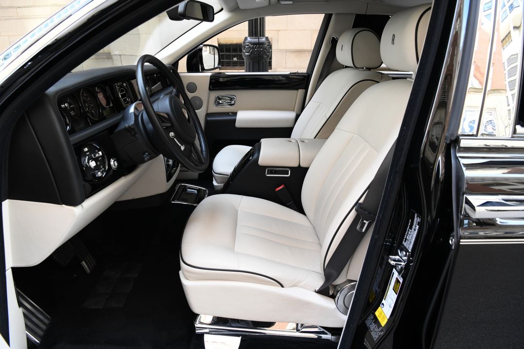 2016 Rolls-Royce Phantom